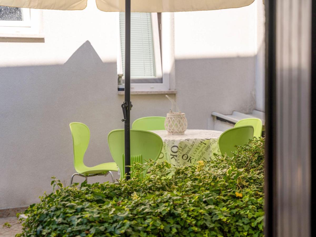 Ferienhaus Anea - Prc201 By Interhome Poreč
